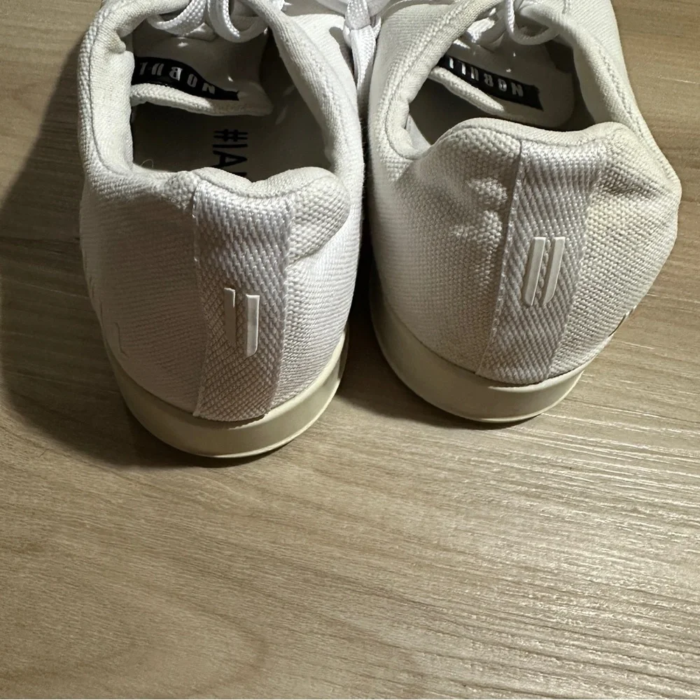 NOBULL canvas trainer