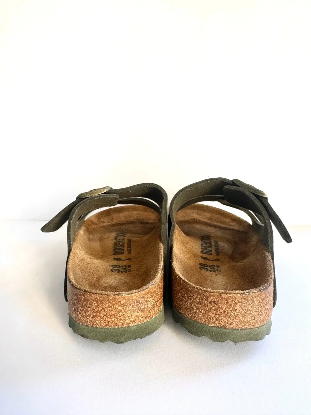 BIRKENSTOCK ARIZONA DOUBLE BUCKLE DESERT SOIL CAMO GREEN GORPCORE EUC Sz38 7-7.5