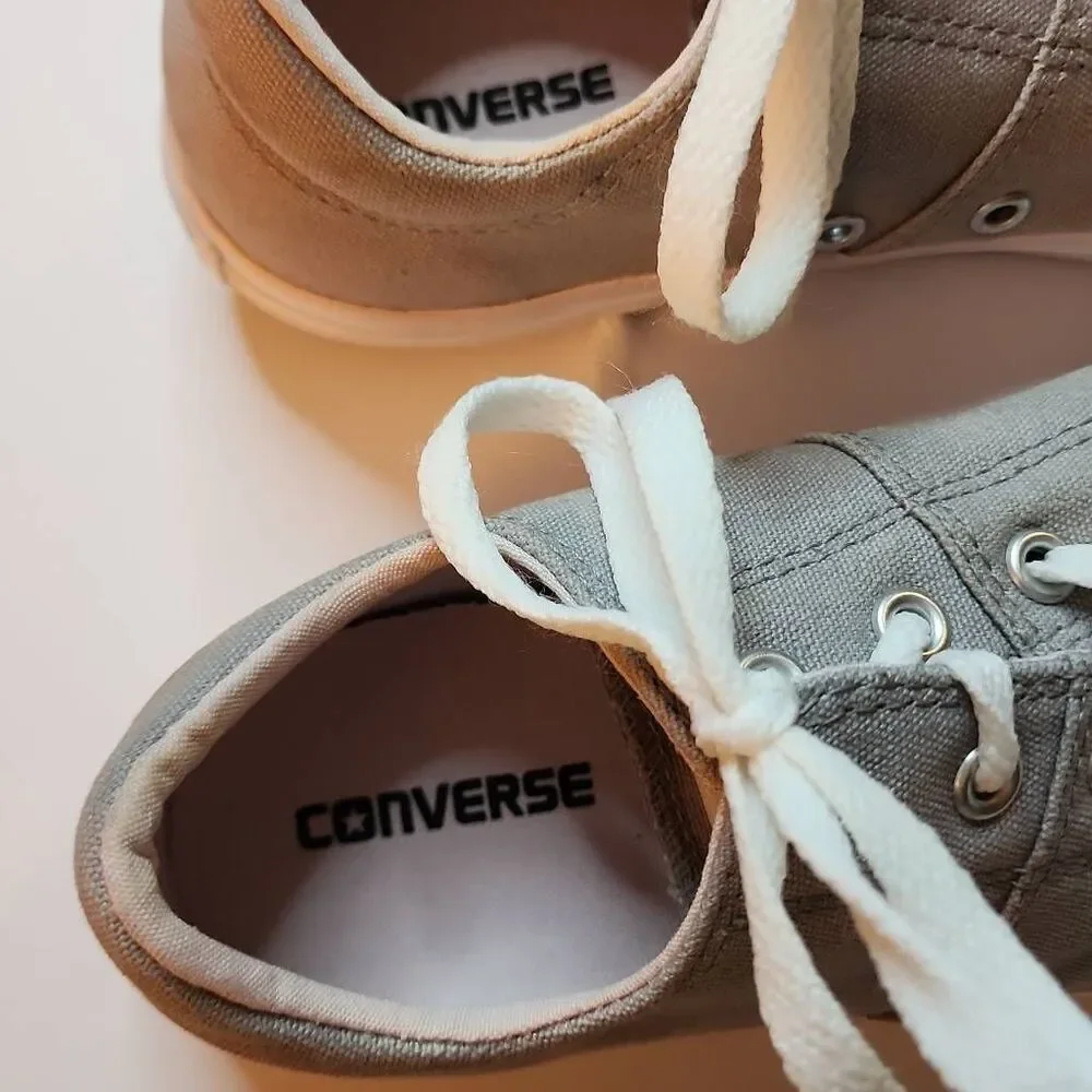 Converse Chuck Taylor All Stars Madison Low Tops in Light Gray Junior's Size 5 W