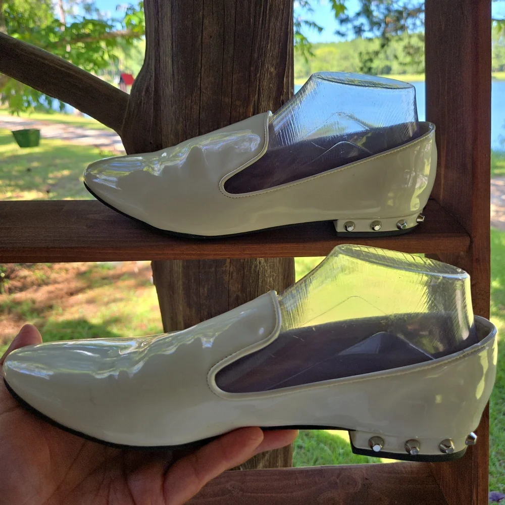 Marc Fisher highlighted leather