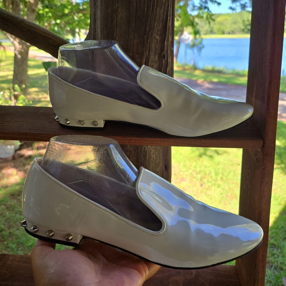 Marc Fisher highlighted leather