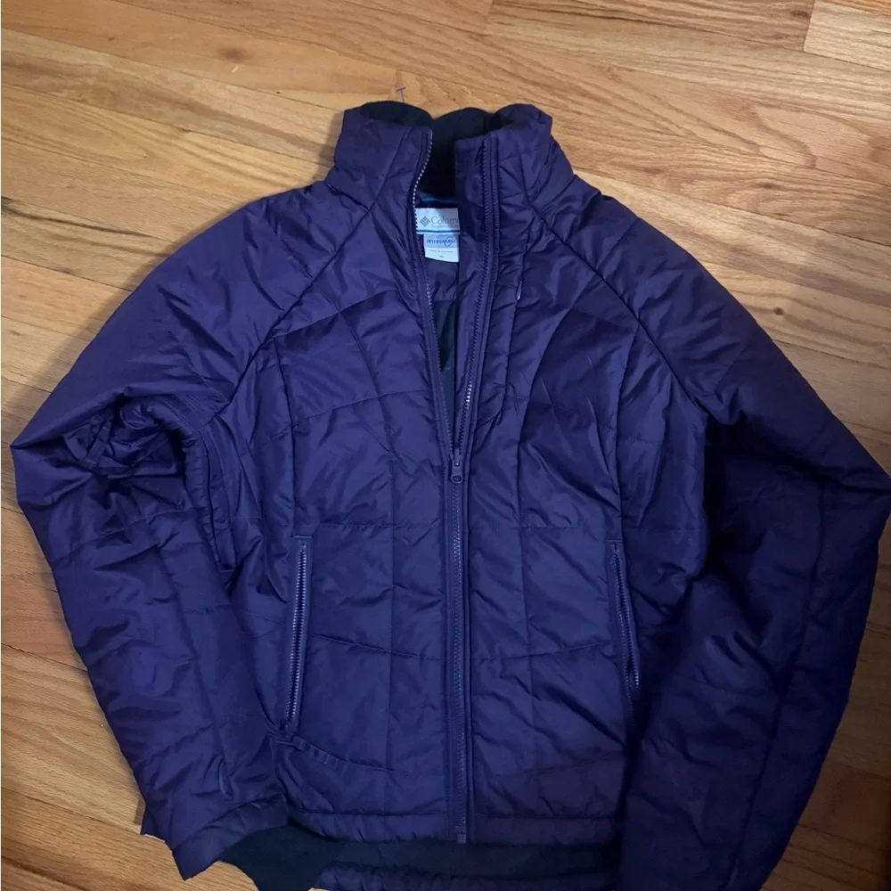 Columbia‎ Women's Purple Puffer Jacket