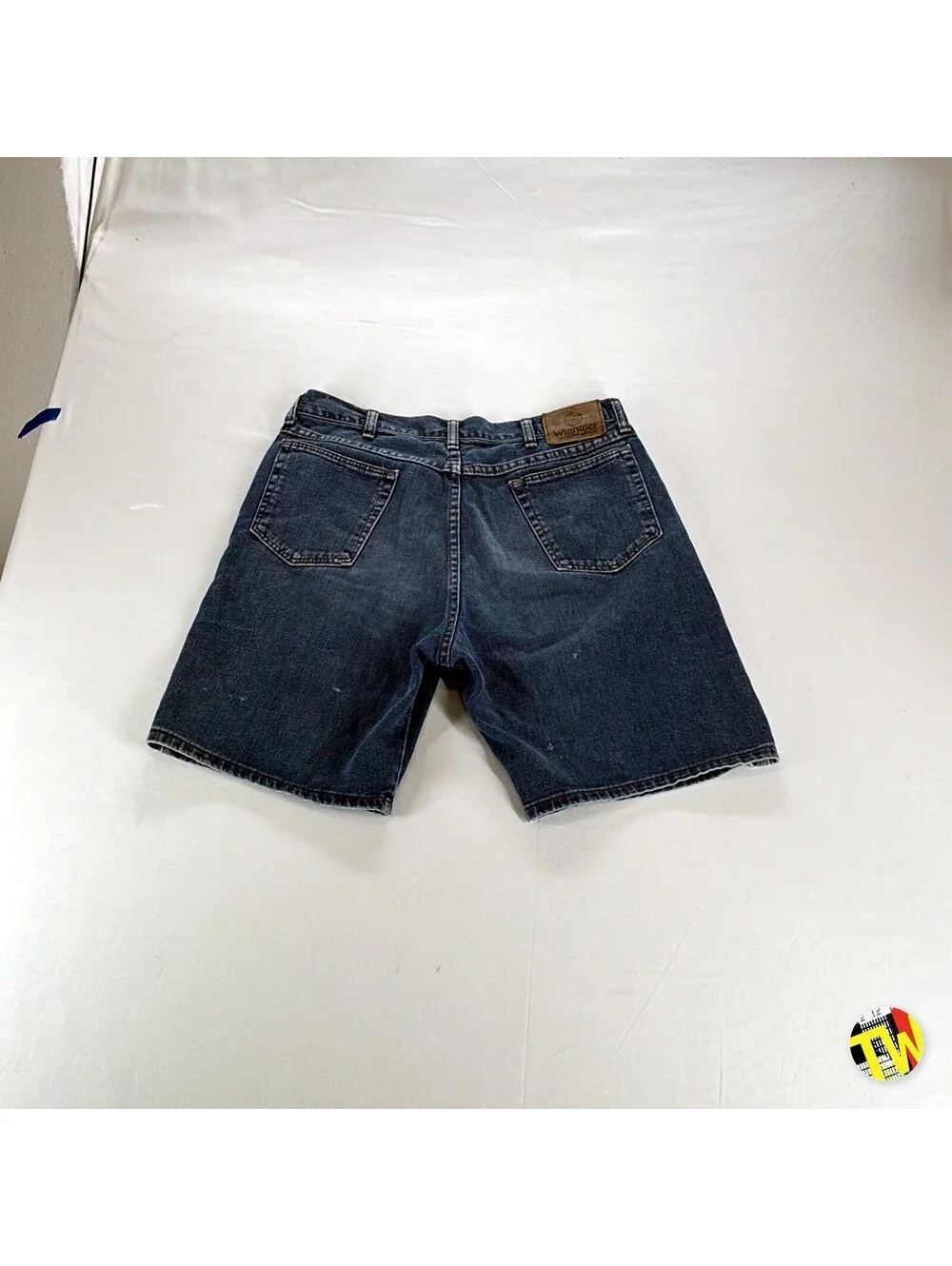 N/A measurements flat
