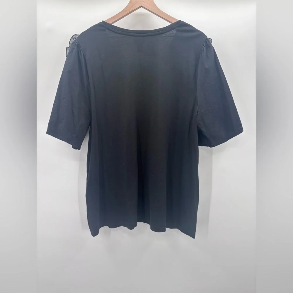Chico's Black Short Sleeve Top with Ruffle Detail Size 4 (XXL)
