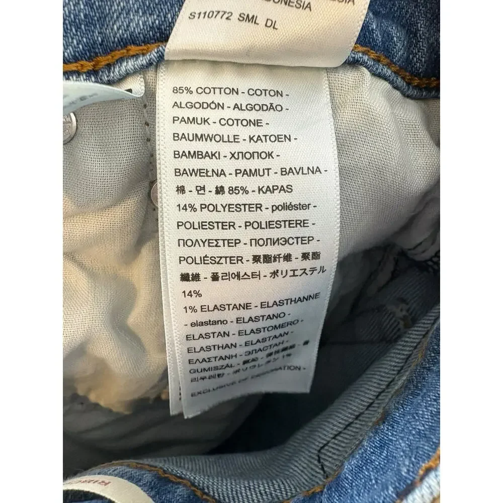Levis y2k night hour