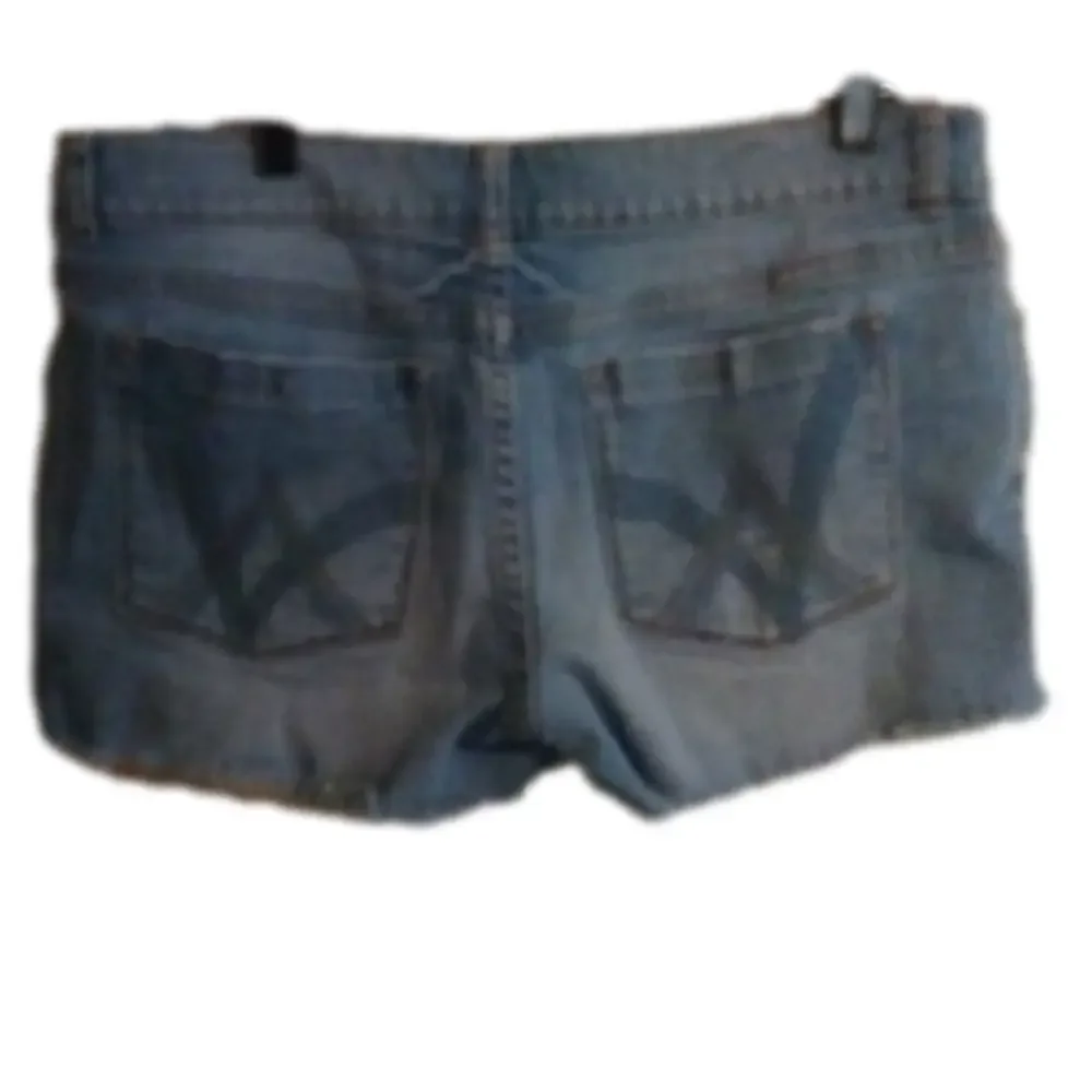 Delia's cut off shorts, taylor style. See measurements, no tags.Waist 35