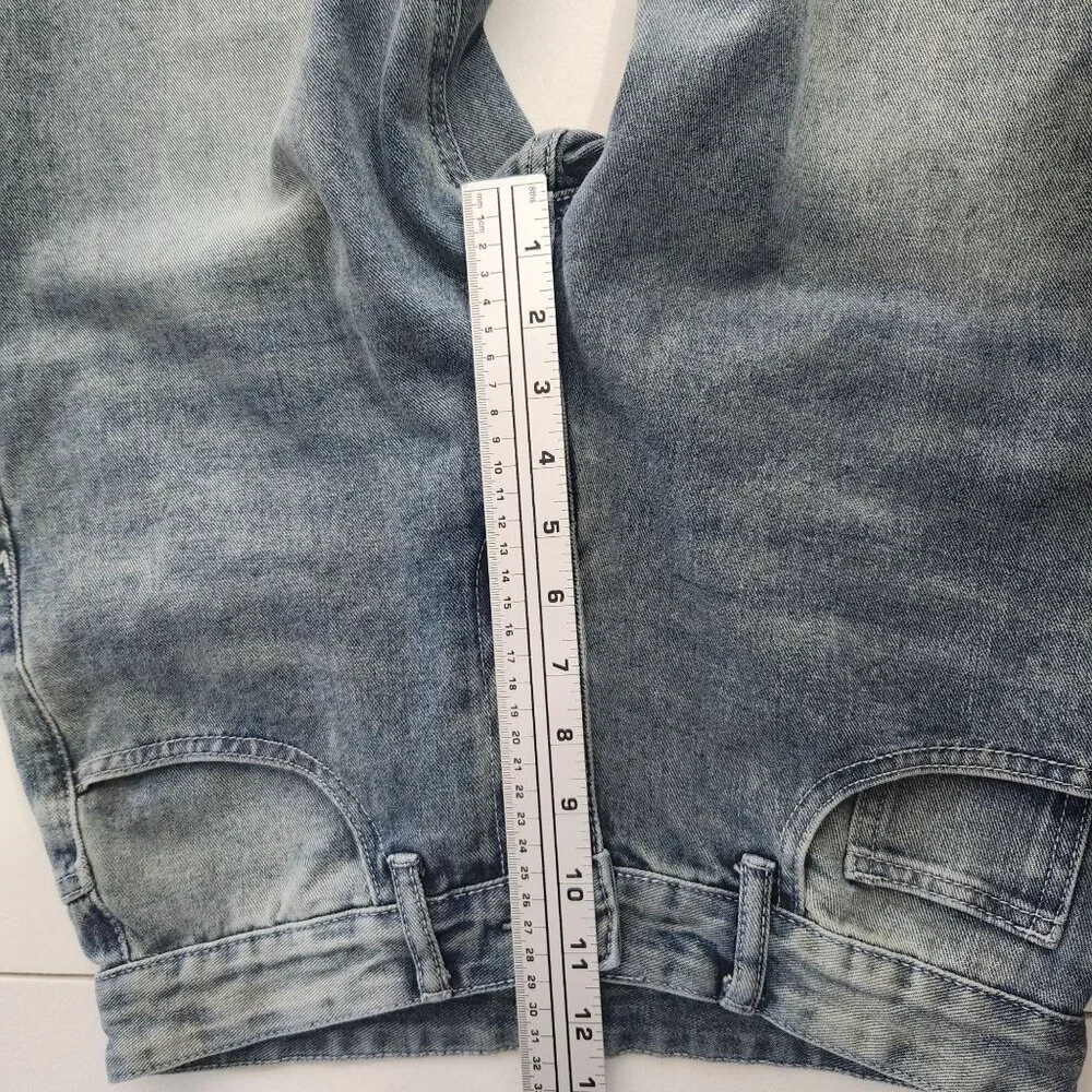 Womens Washed Blue Denim Crop Jeans XS Relaxed Fit Stretch Made In China
