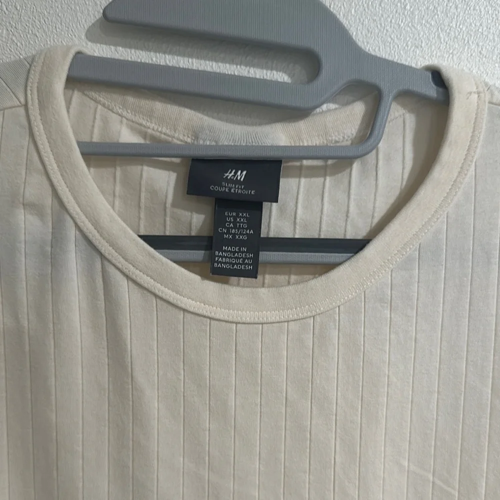 H&M‎ Cream Short Sleeve Tee
