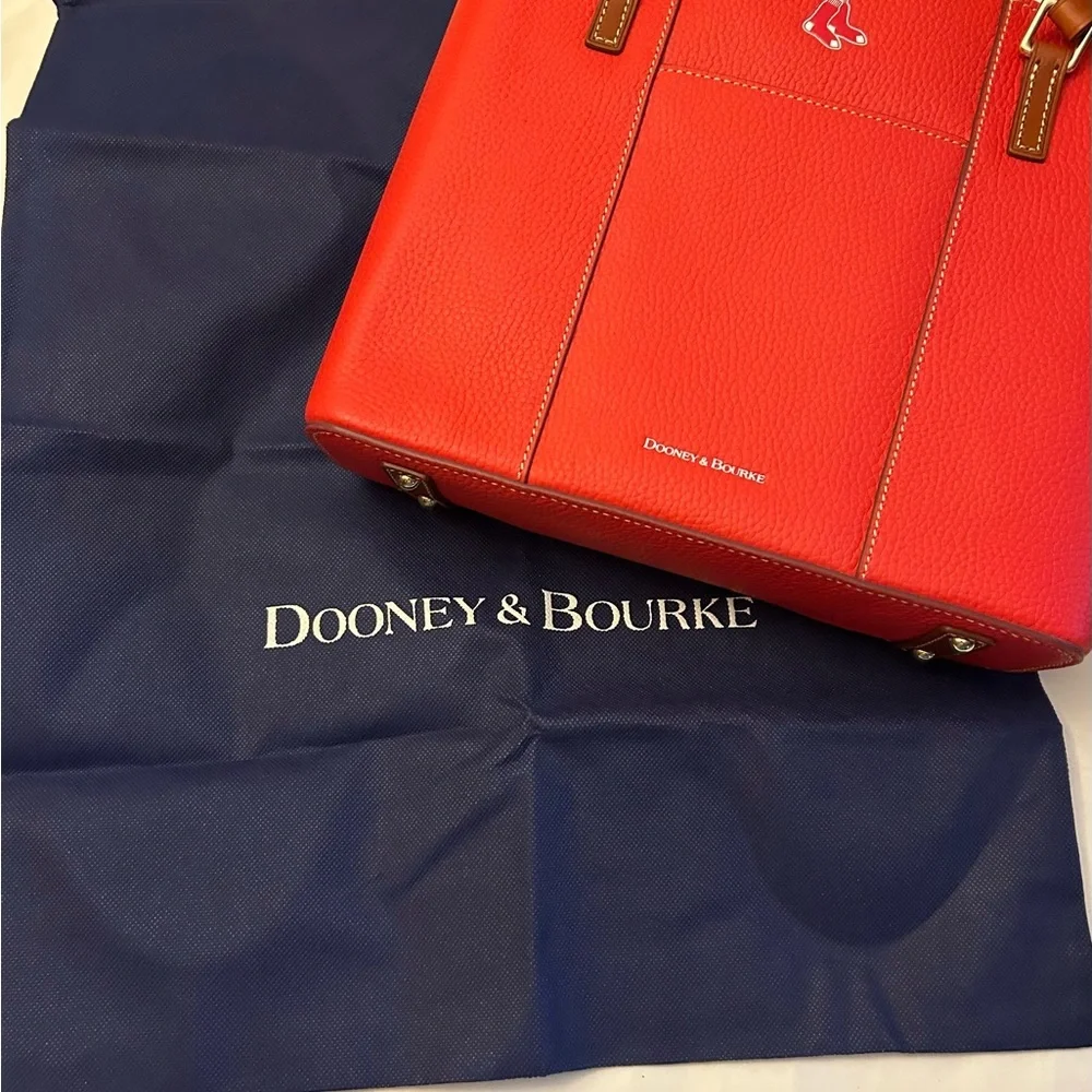 Dooney & Bourke top zipper