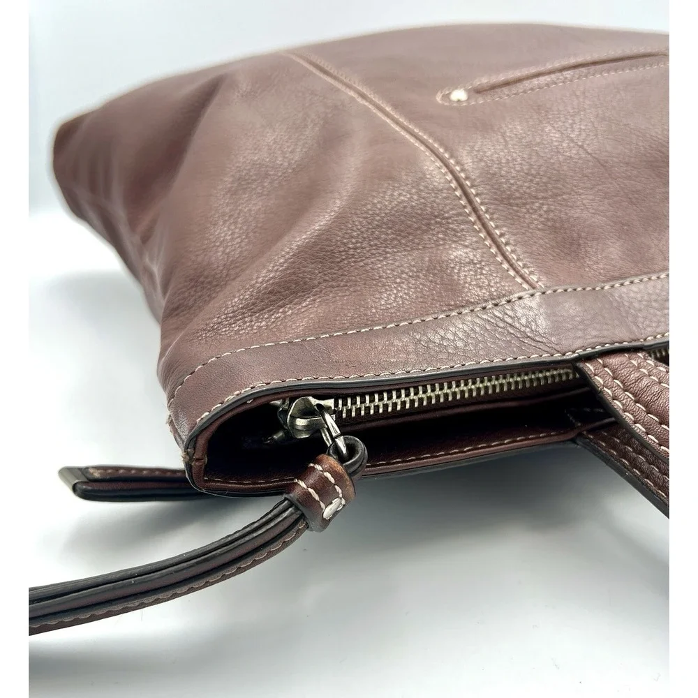 b. makowsky exterior pocket outside
