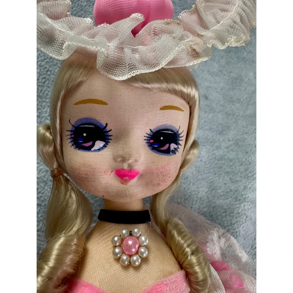 N/A plastic gown