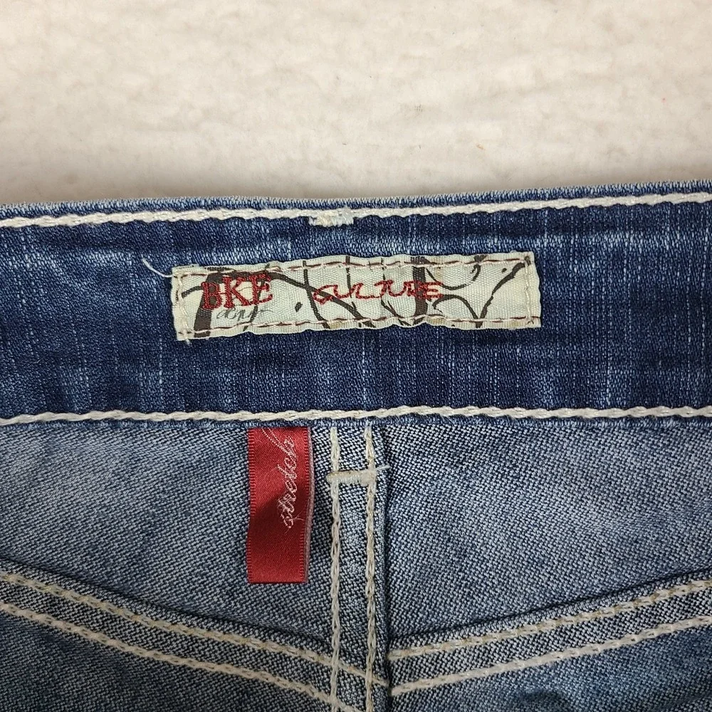 Buckle denim jeans