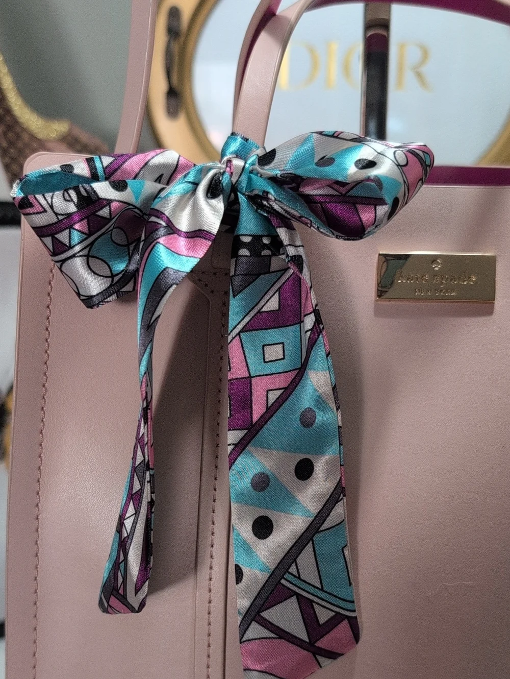 kate spade contain reds bag