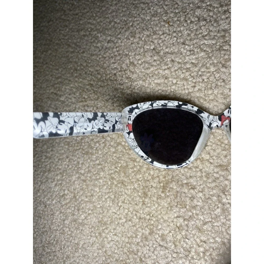 Disney Minnie Mouse Girls White Rhinestone Bow Cat Eye Sunglasses