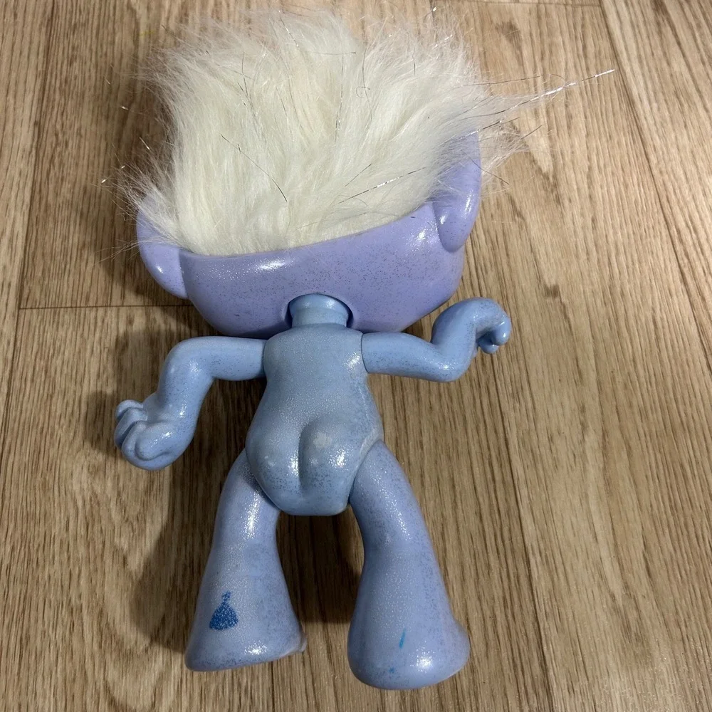 DreamWorks Trolls bring home