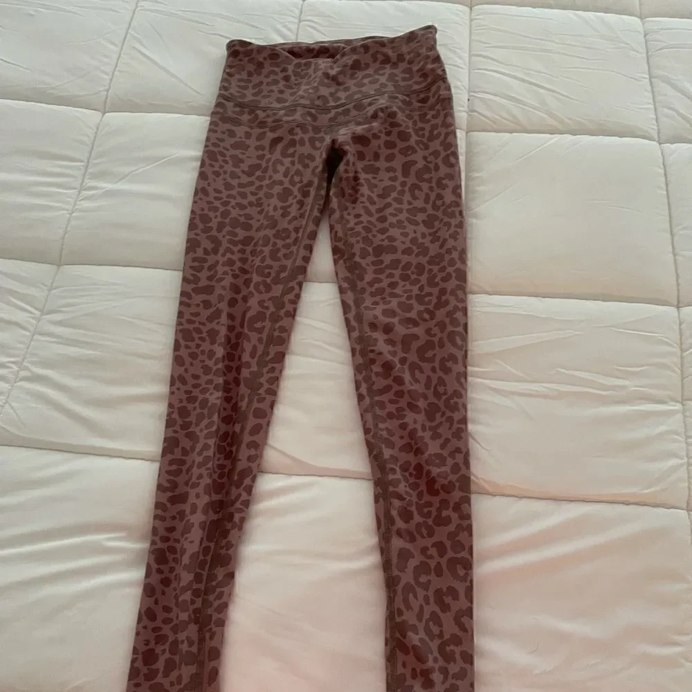 New Beyond Yoga Pink Leopard XS Legging