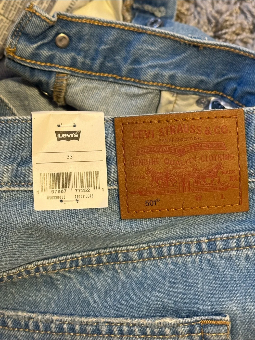NWT Levi's 501 High Waist Mid Thigh Denim Shorts Size 33 in Luxor Last