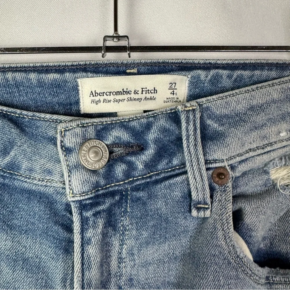 Abercrombie & Fitch abercrombie fitch