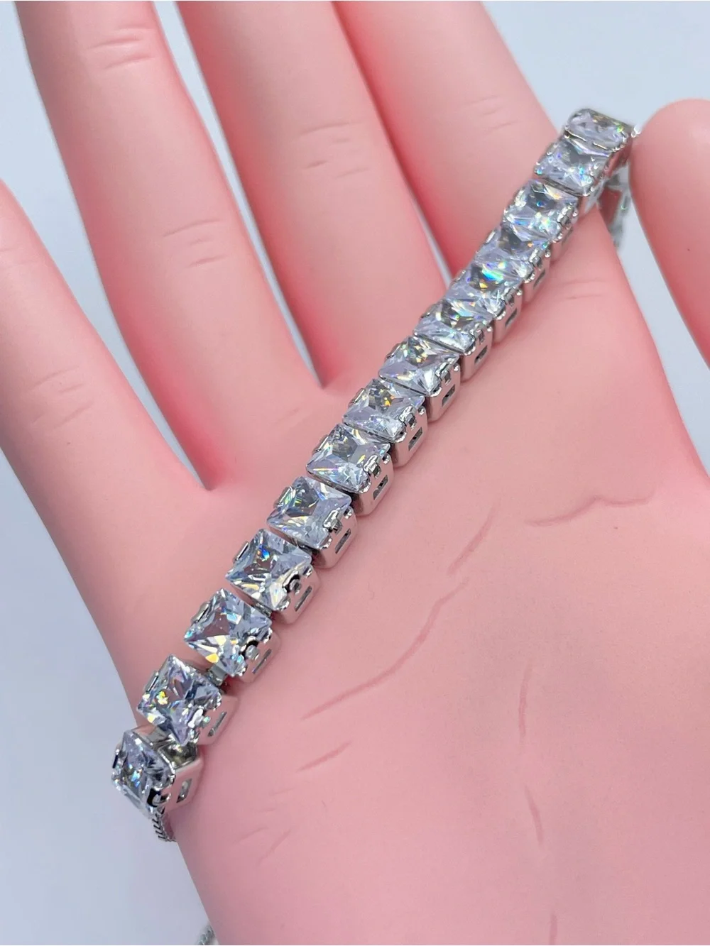 Swarovski please note