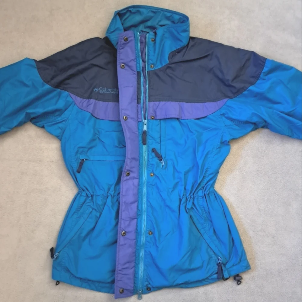 Columbia teal blue