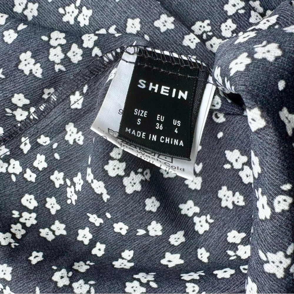 SHEIN black floral