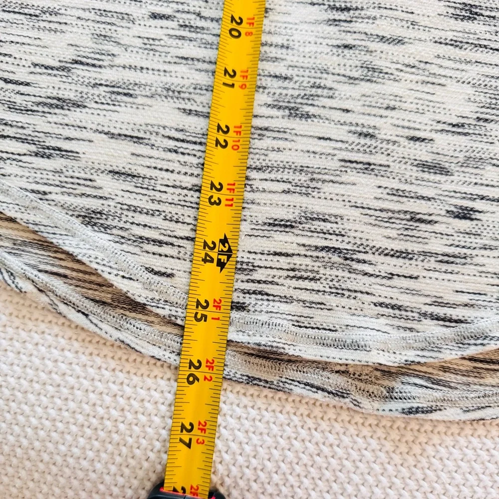 lululemon athletica light gray