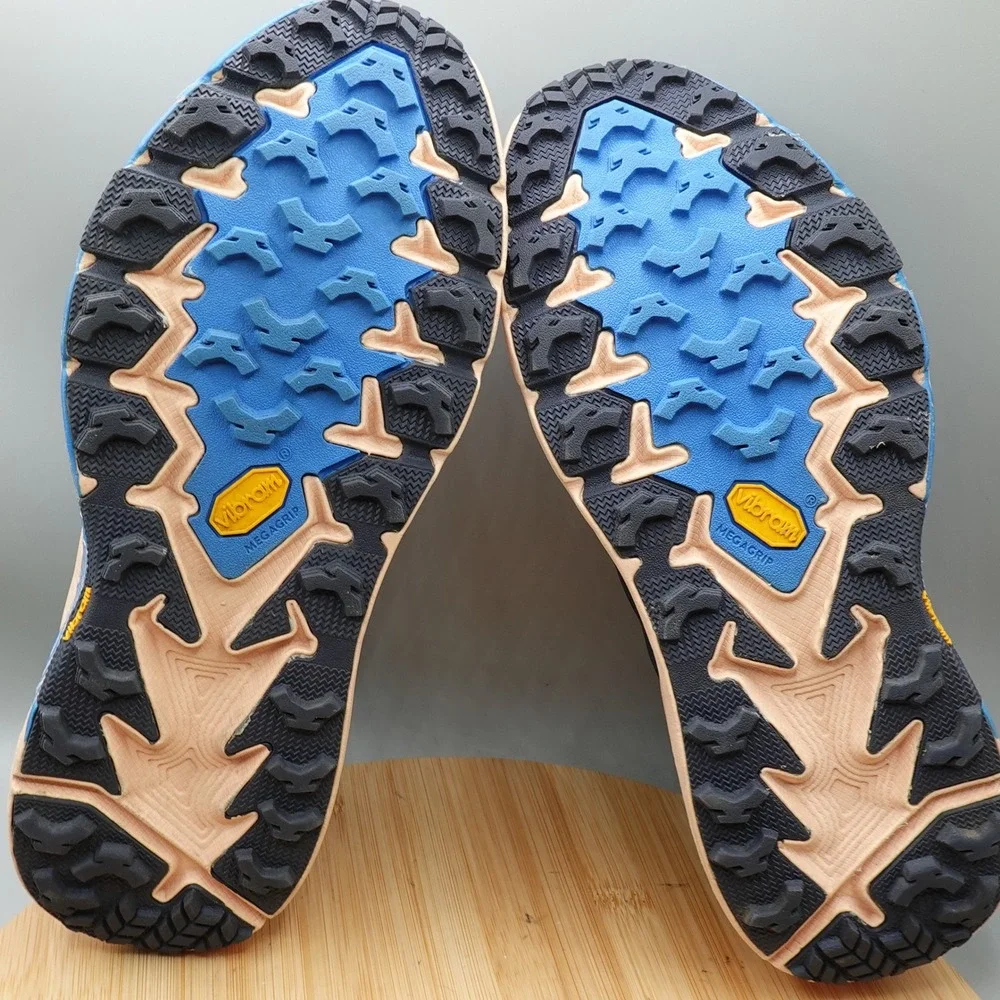 Hoka Shoes Mens 9.5 Womens 11 Blue Speedgoat 4 Trail Running 1106527 IBBA