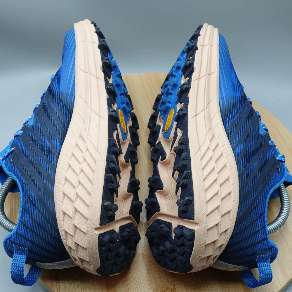 Hoka Shoes Mens 9.5 Womens 11 Blue Speedgoat 4 Trail Running 1106527 IBBA