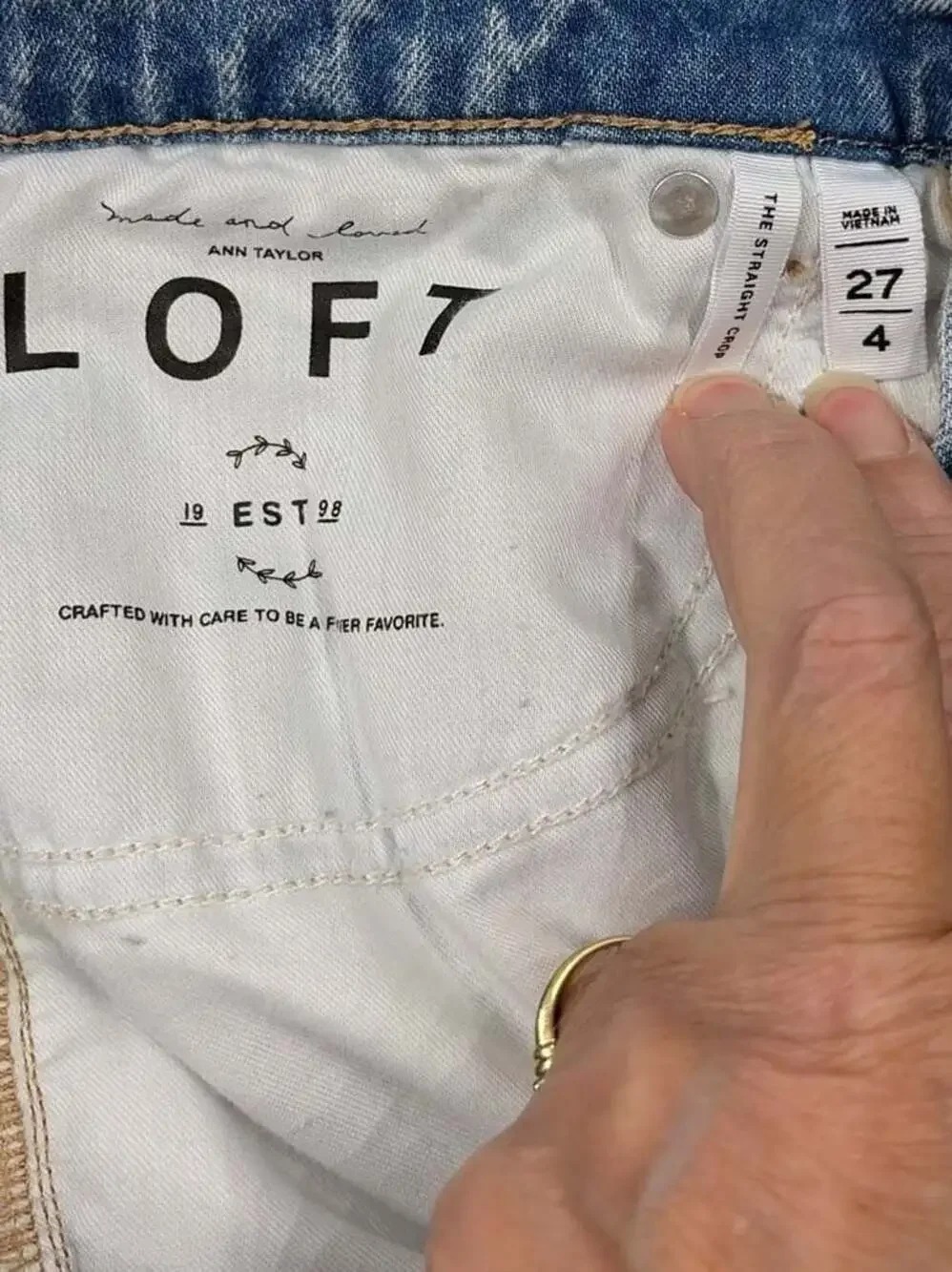 LOFT straight crop