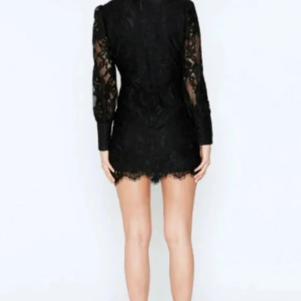 Bardot chic black