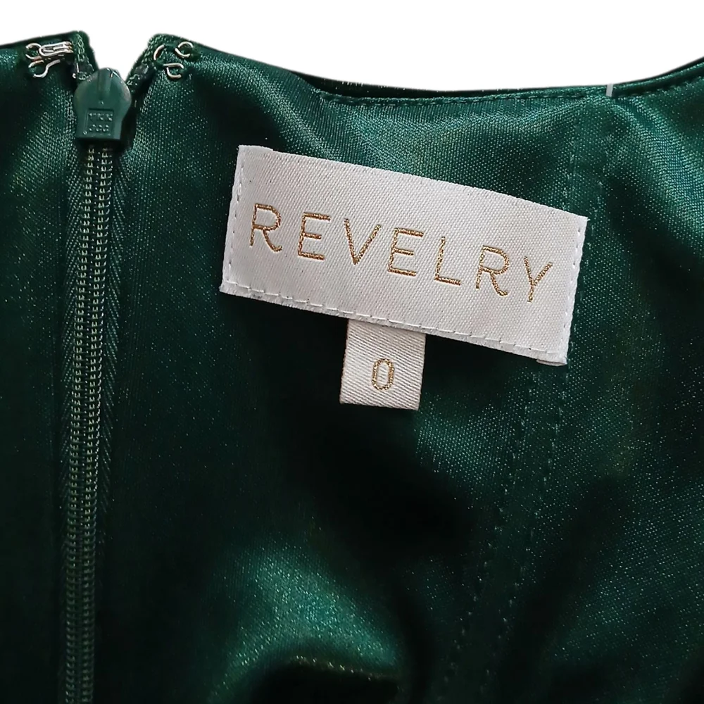 Revelry Green Velvet Cowl Neckline Pantsuit Size 0 Christmas Party Going Out