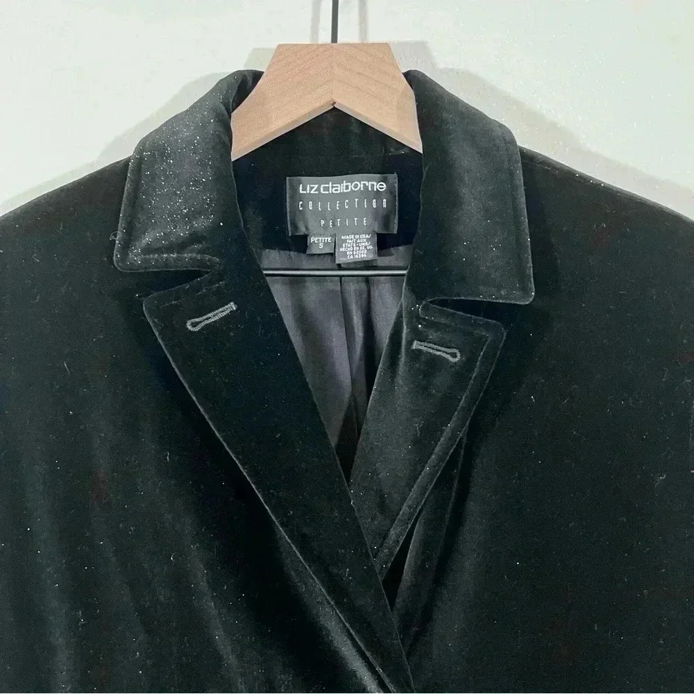 Liz Claiborne liz claiborne
