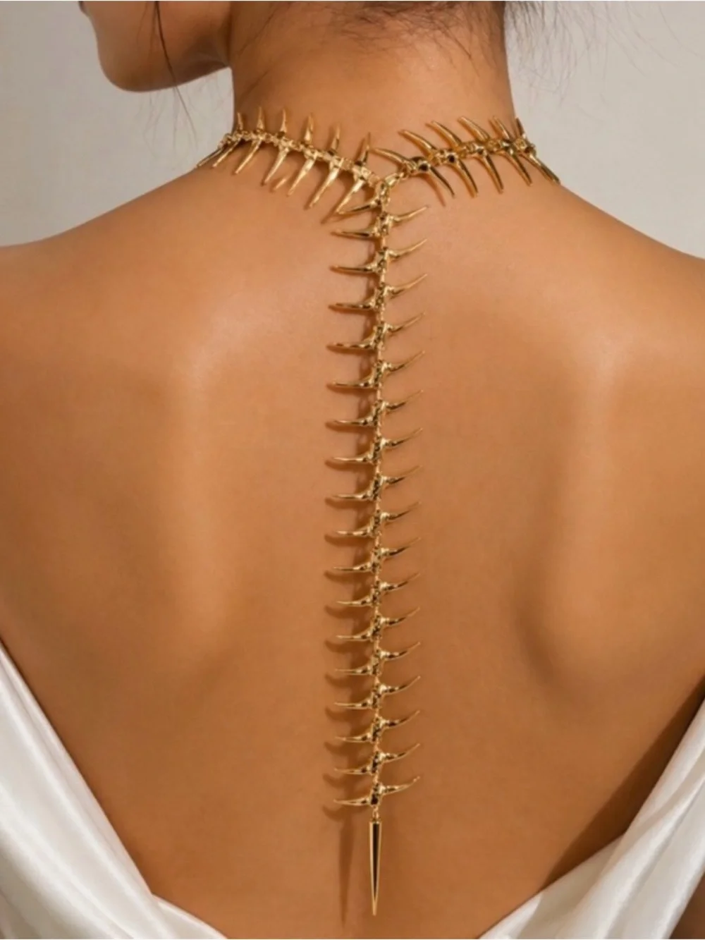 NEW! Gold Spine Back Necklace. Statement Jewelry A2-61