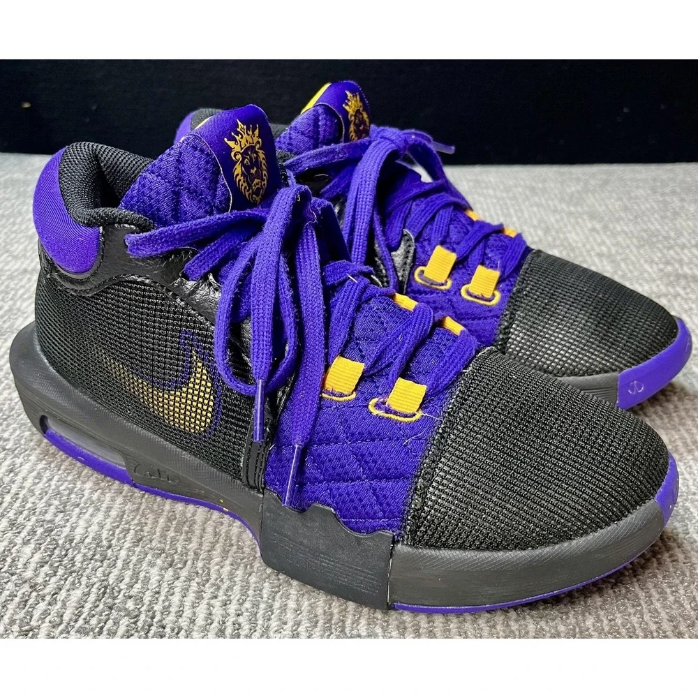 Nike LeBron Witness VIII Shoes Mens Size 7.5‎ Purple Black Basketball FB2239-001