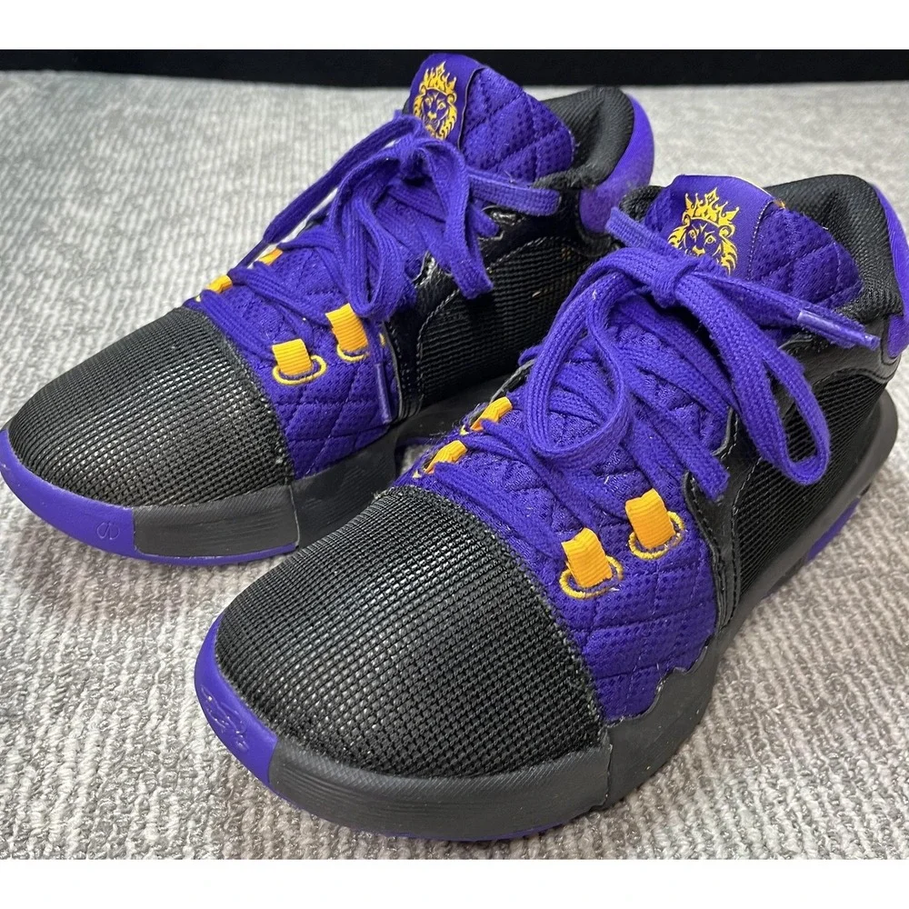 Nike LeBron Witness VIII Shoes Mens Size 7.5‎ Purple Black Basketball FB2239-001
