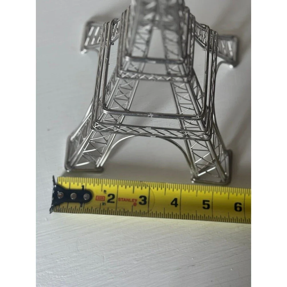 Handmade metal eiffel