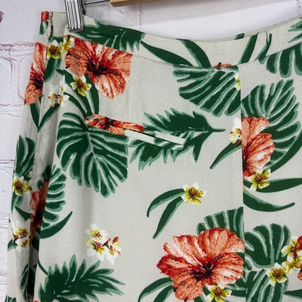 Hommage Los Angeles Floral Two Piece Set size L Tropical Crop Top Resortwear