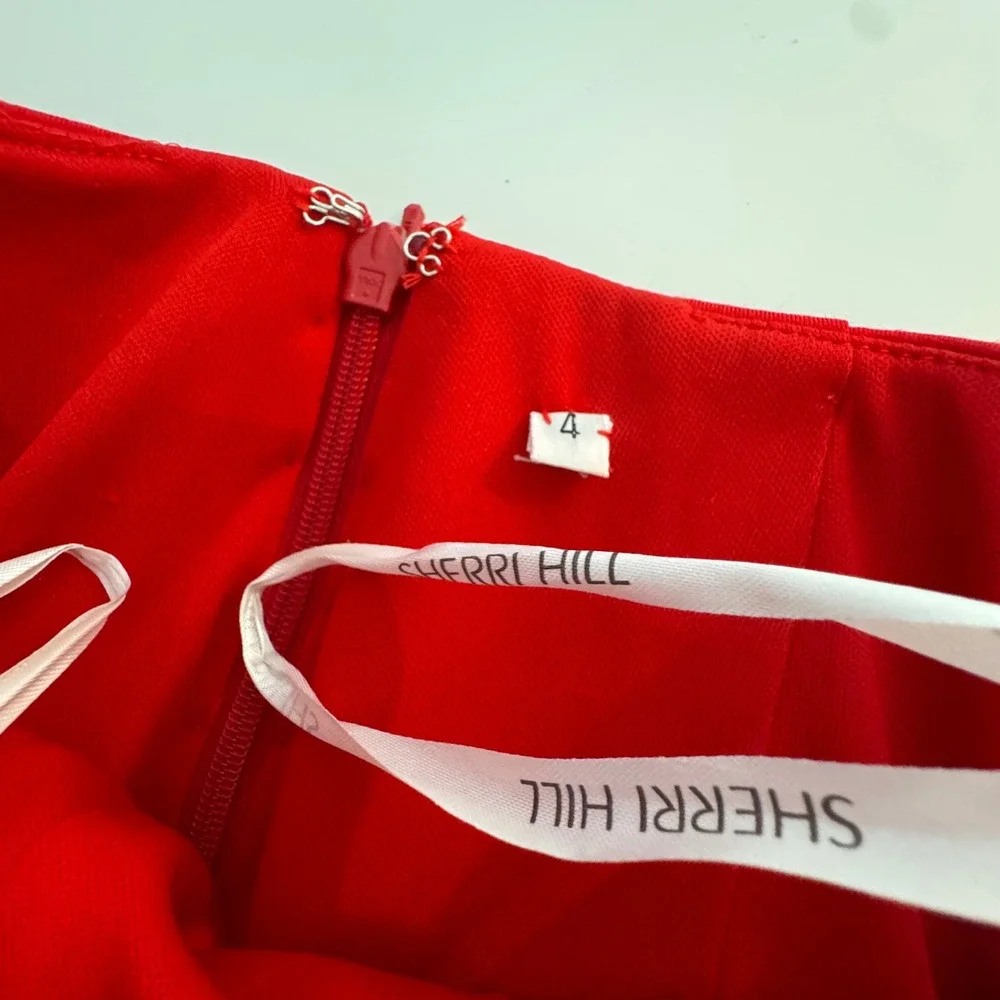Sherri Hill Red 2 Piece Gown Halter Crop Top Mermaid Train Skirt Glam Slit‎ Sz 4