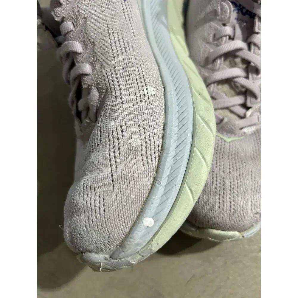 Hoka One One hoka one