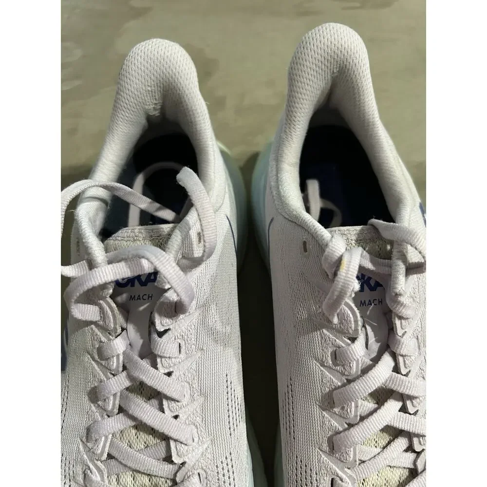Hoka One One hoka one