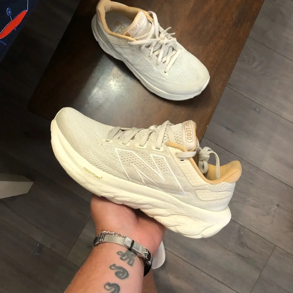New Balance good ships