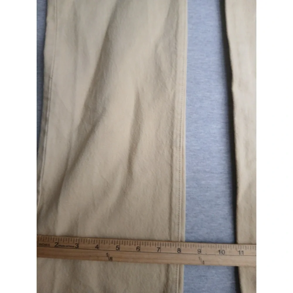Levis excellent pre