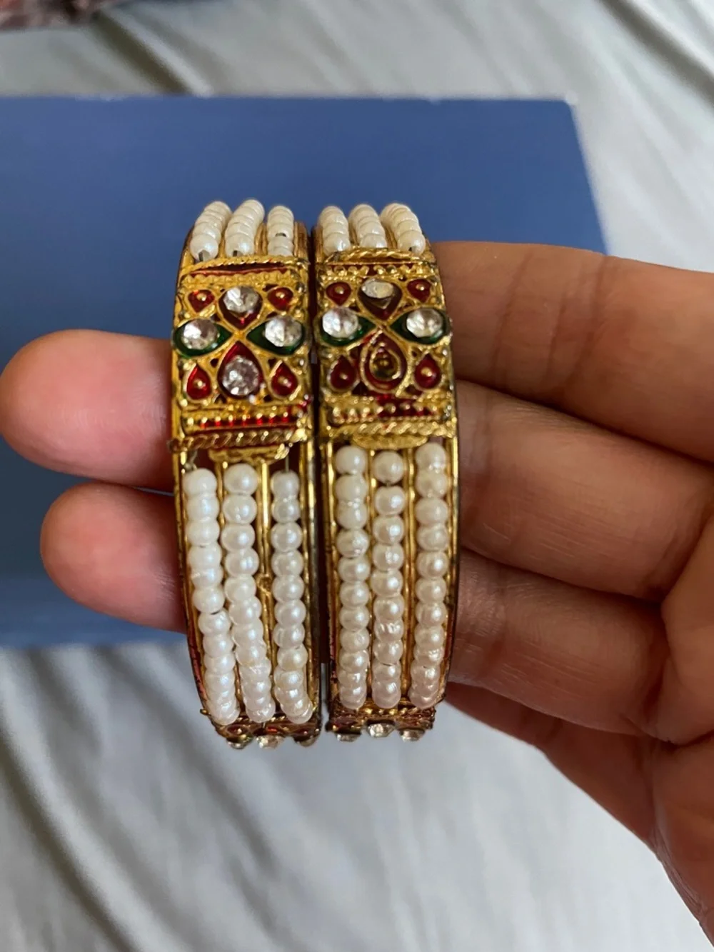 N/A comfortable enamel bangles