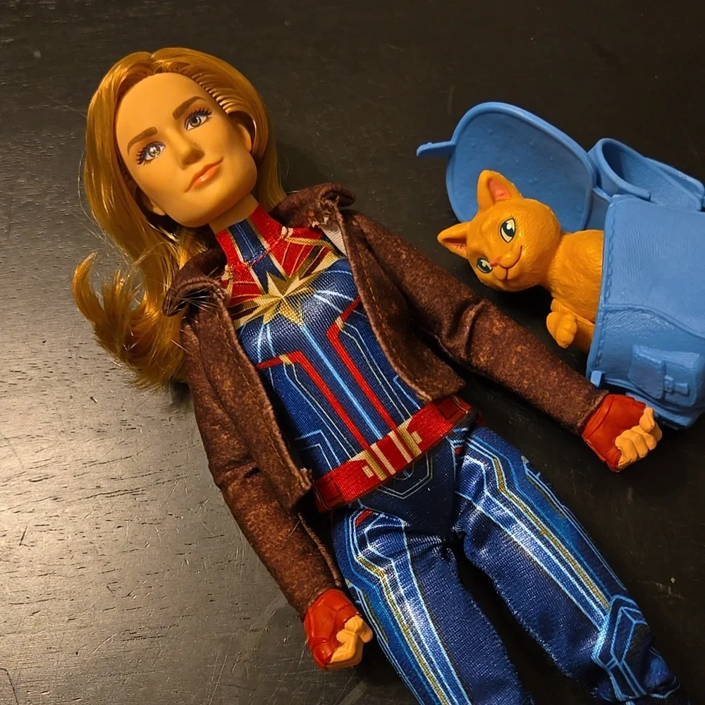 ToyShnip Captain Marvel  Doll and Marvel's Goose Cat