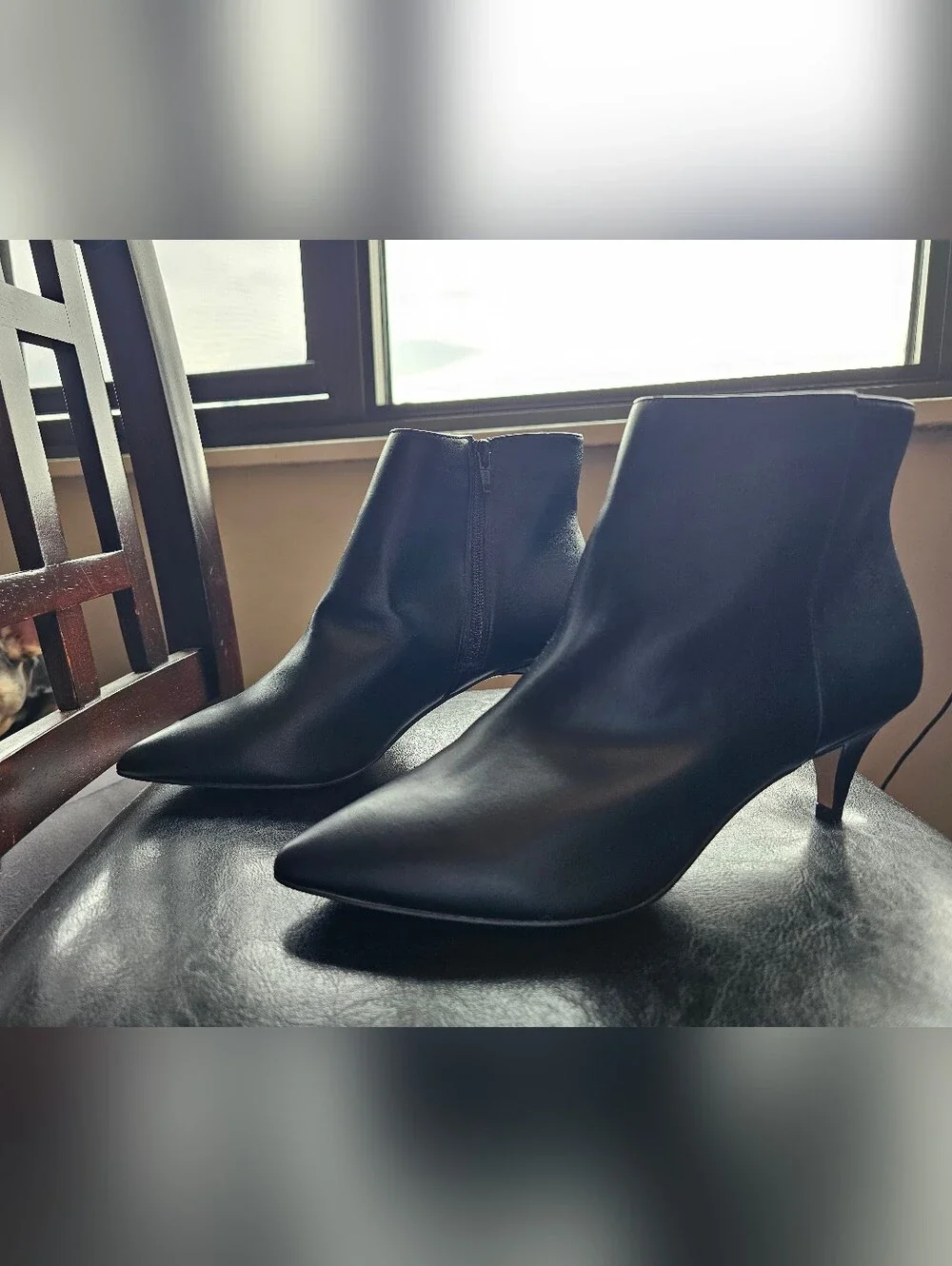 Banana Republic classic black