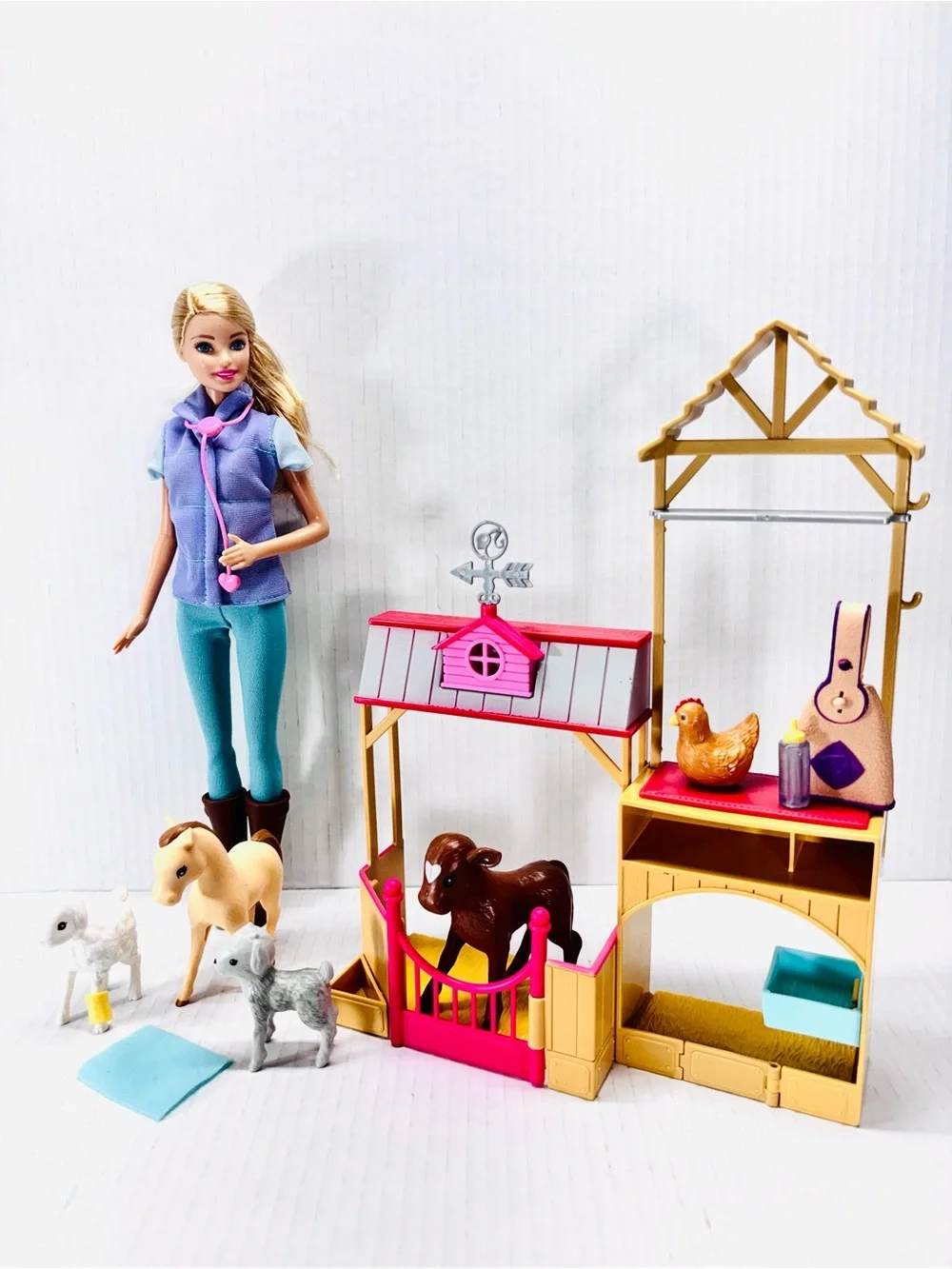 Barbie 2016 Farm Vet Sweet Orchid Play Set OOAK By Mattel Incomplete