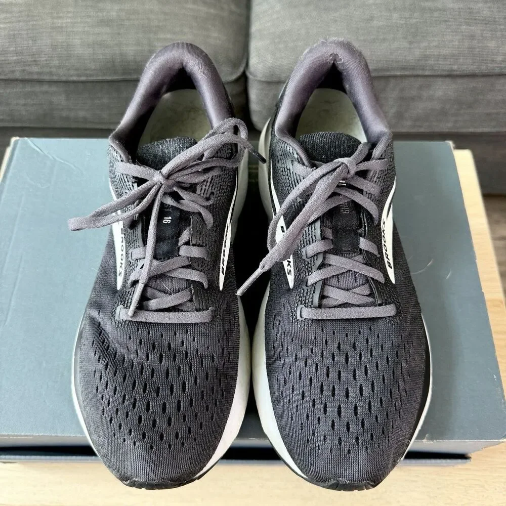Brooks ghost 16