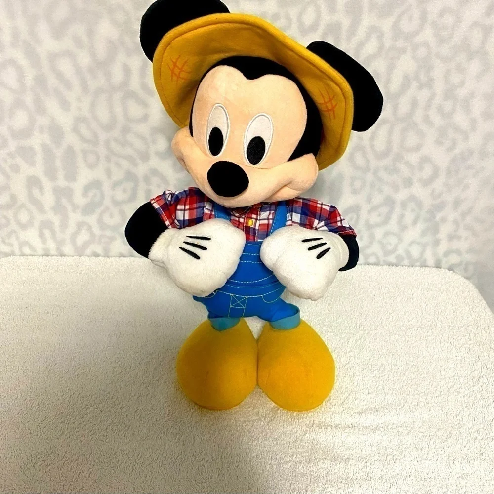 Disney Junior E-I-Oh! Mickey Mouse, Interactive Plush Toy, Sings (Works)