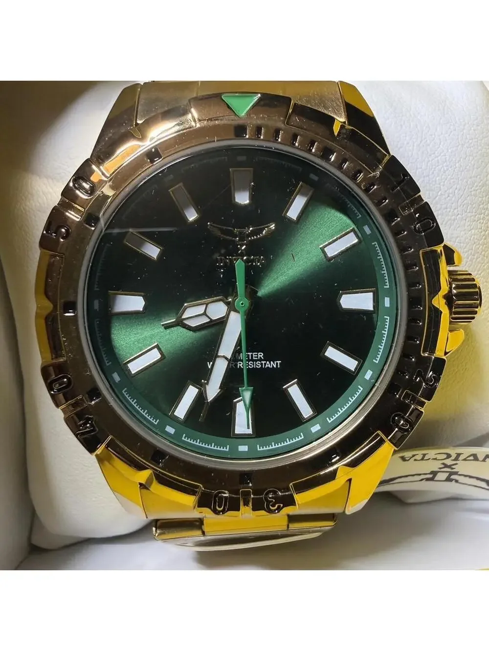 Invicta Pro Diver Men's Quartz 40mm Black Dial Green Bezel