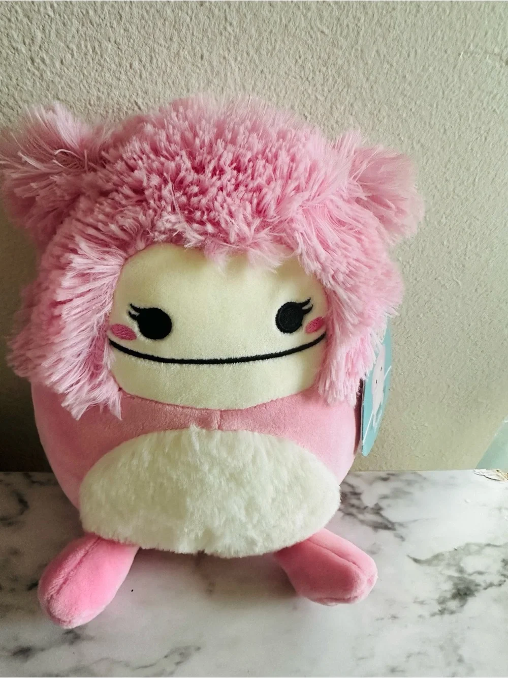 Squishmallows Brina Bigfoot 8” Plush NWT Pink Bigfoot Kellytoy